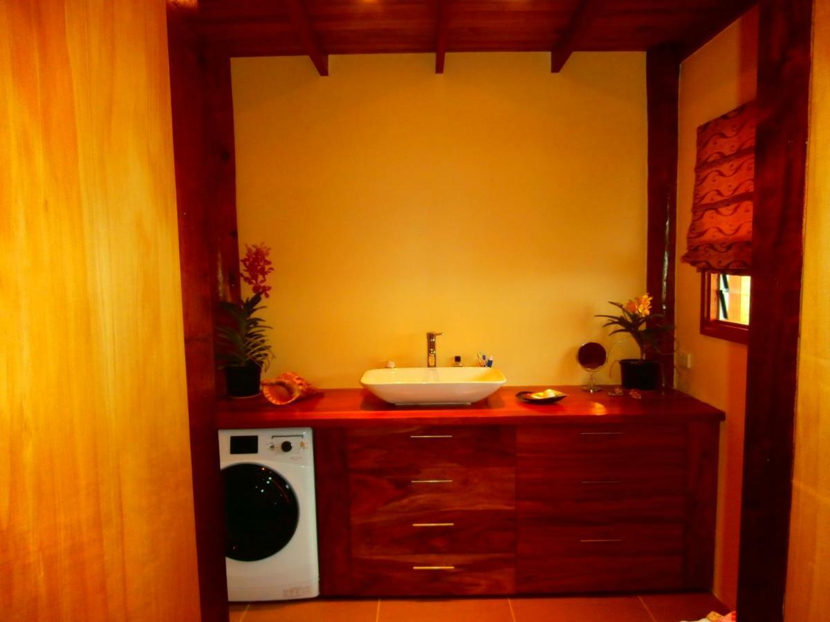 Korovesi Sunshine Villas Savusavu Kültér fotó