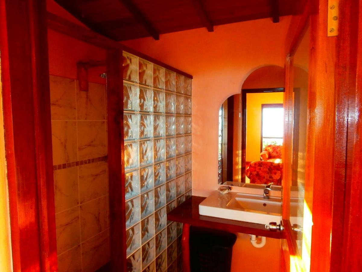 Korovesi Sunshine Villas Savusavu Kültér fotó